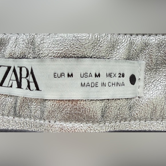 Zara Metallic Silver Pants Size Medium Faux Leather Look - Picture 7 of 9